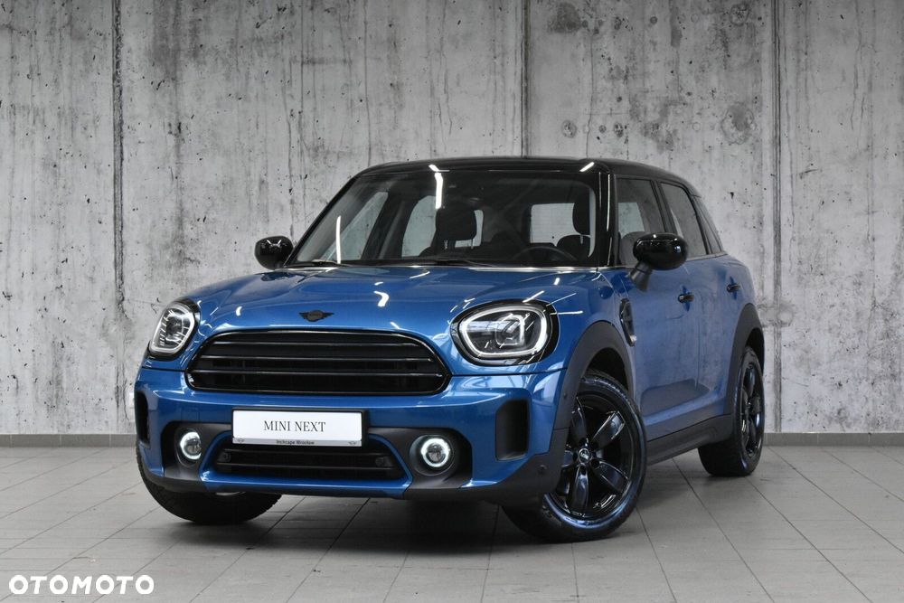 MINI Countryman Cooper Classic Trim - 2