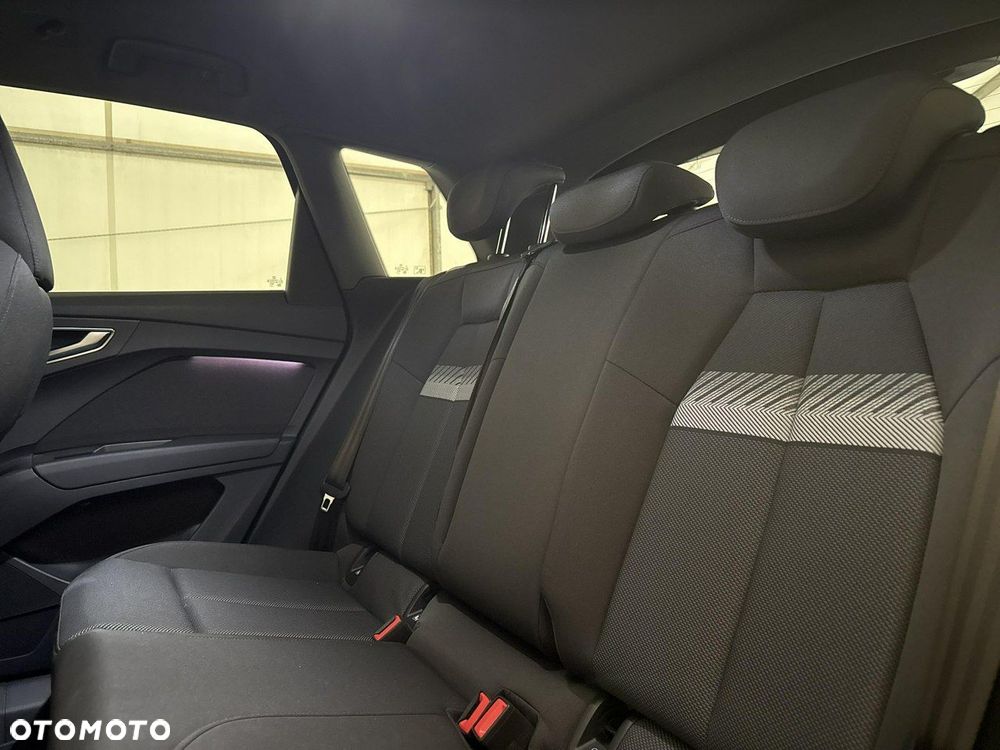 Audi Q4 e-tron - 19