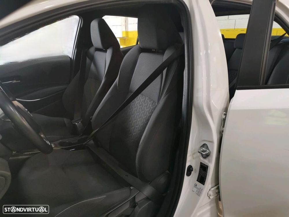 Toyota Corolla 1.8 Hybrid Comfort - 6