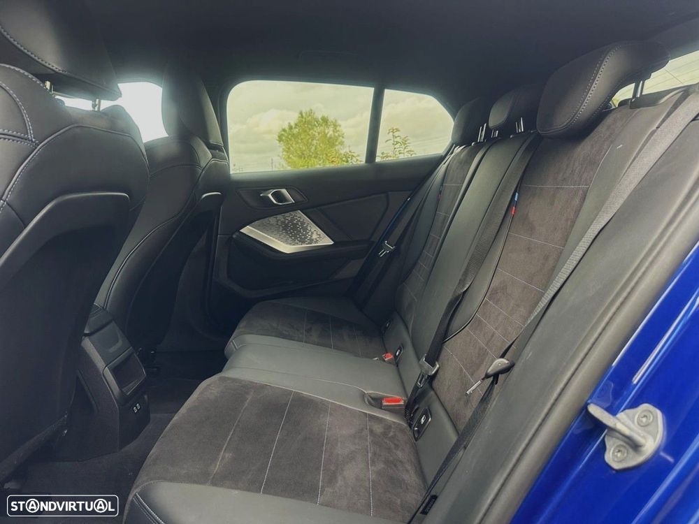 BMW 116 d Pack Desportivo M Auto - 13