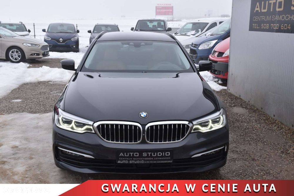 BMW Seria 5 520d xDrive Luxury Line sport - 36