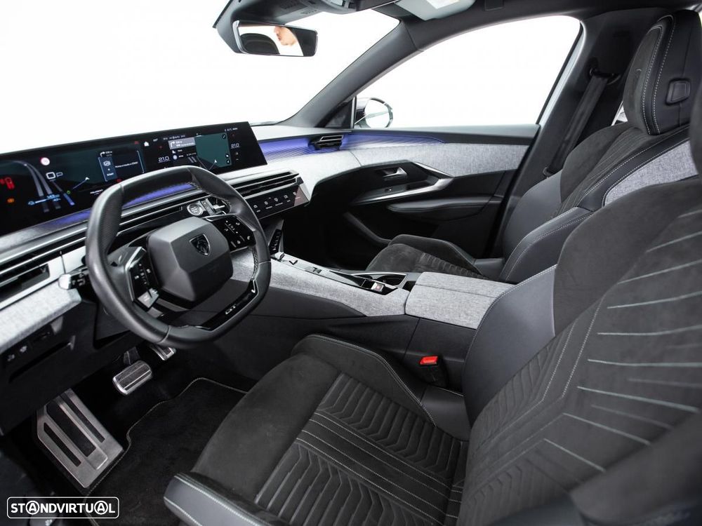 Peugeot E-5008 73 kWh GT - 8