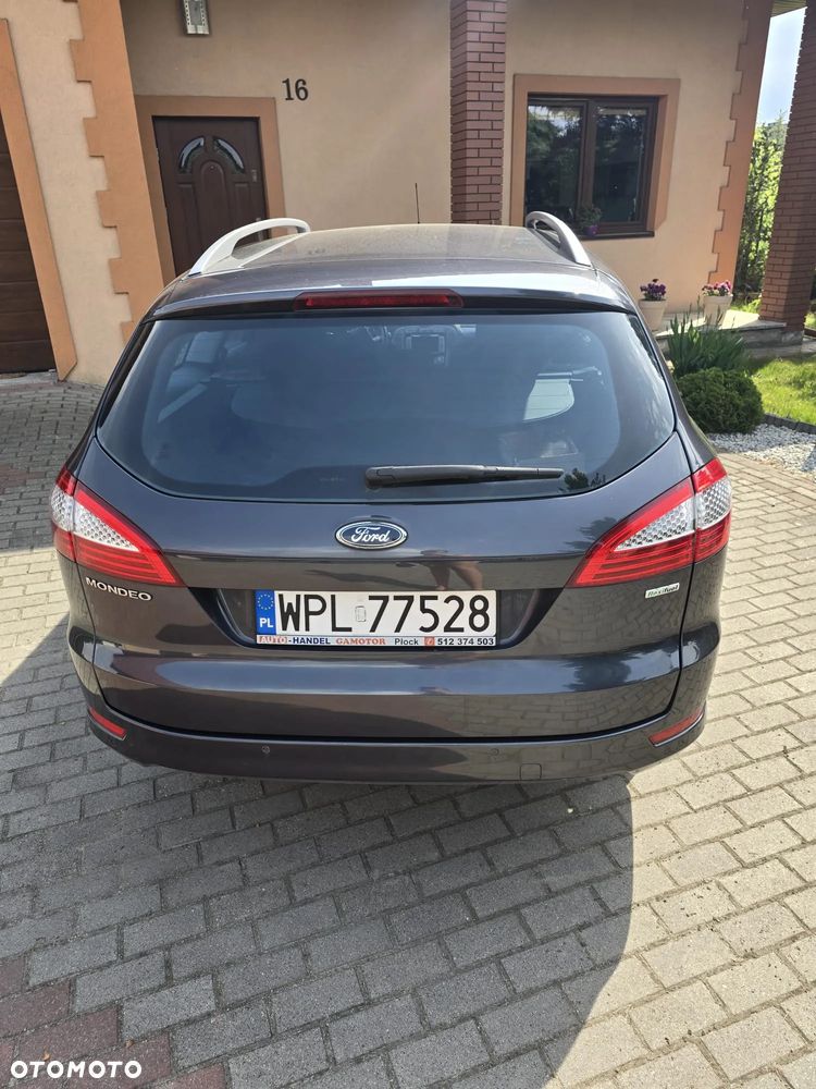 Ford Mondeo 2.0 Ambiente - 4
