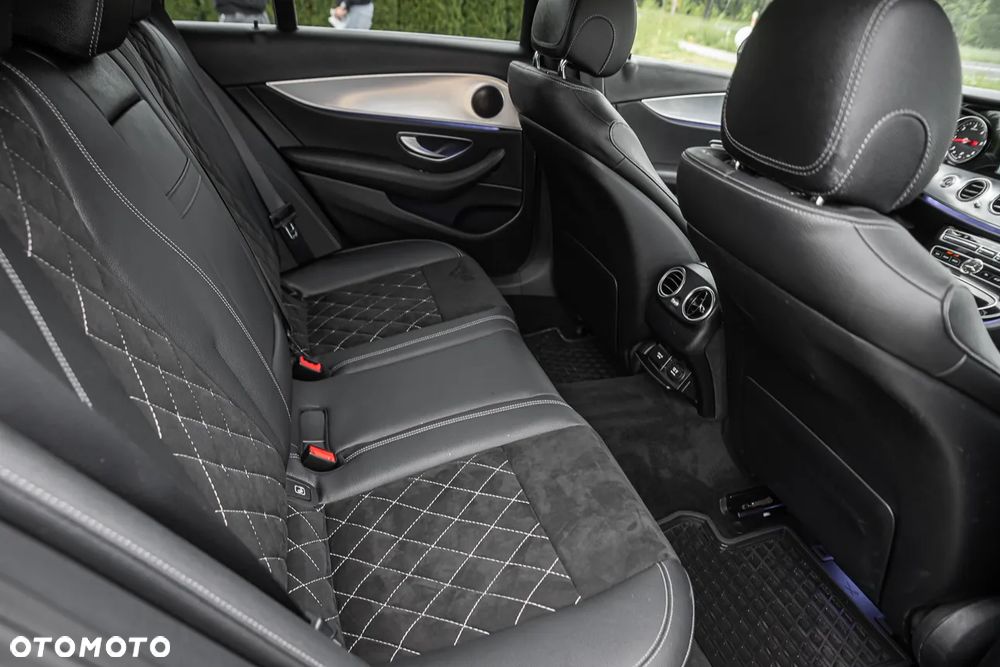 Mercedes-Benz Klasa E 220 d 4Matic All-Terrain 9G-TRONIC Exclusive - 33