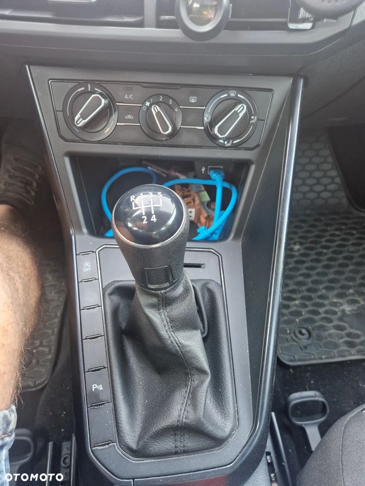 Volkswagen Polo - 7