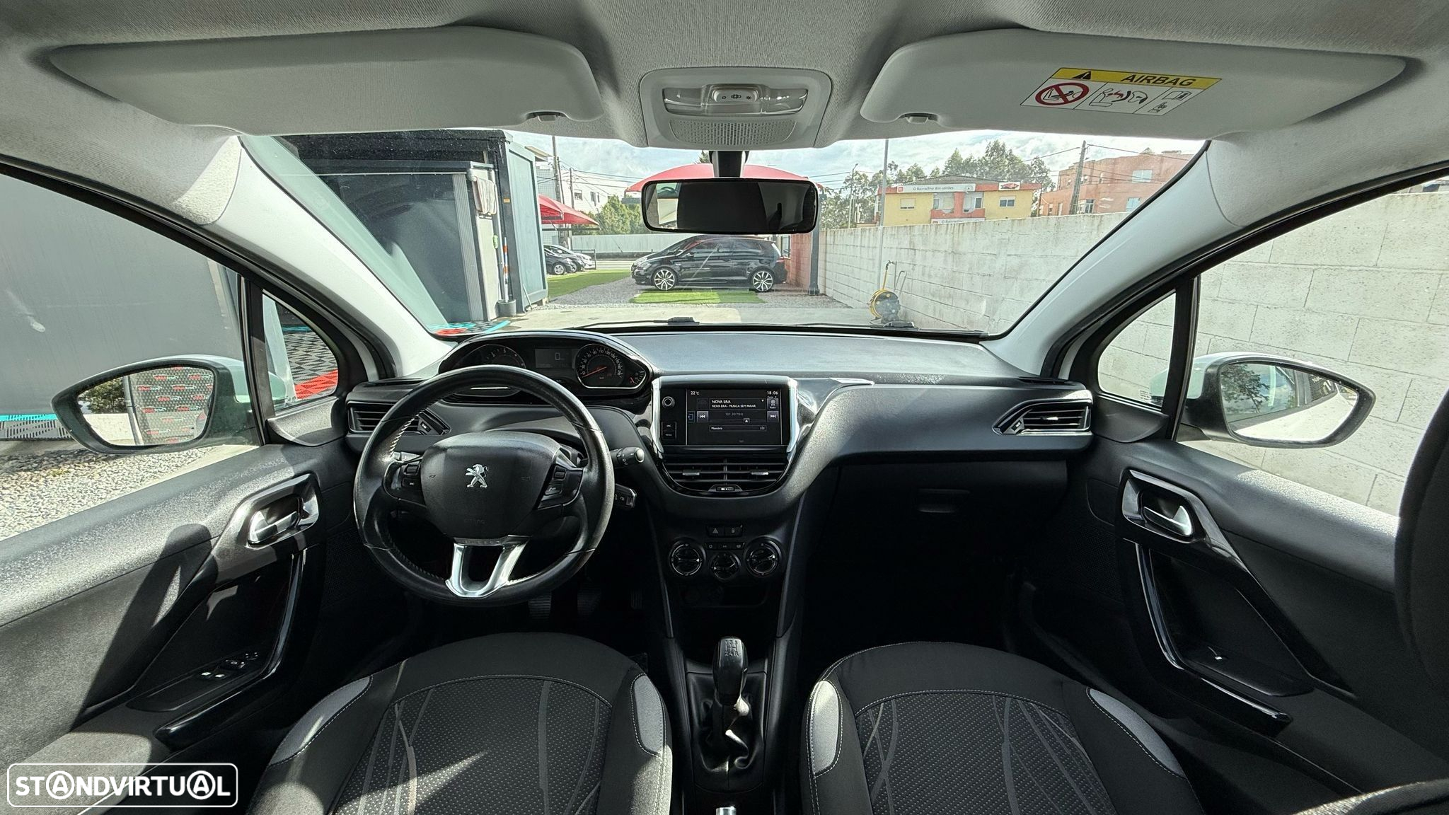 Peugeot 208 1.4 HDi Active - 18