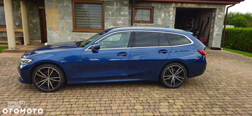 BMW 3 Series 2021 photo 3