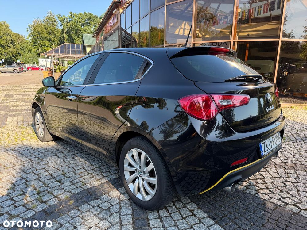 Alfa Romeo Giulietta 2.0 JTDM Exclusive TCT - 10