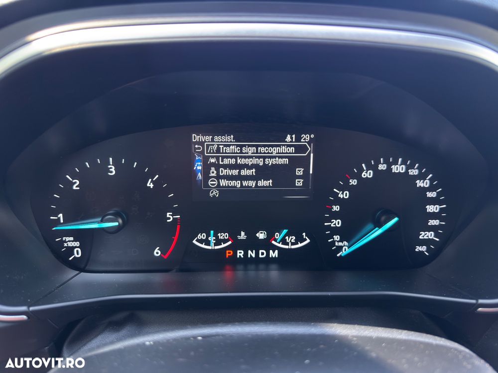 Ford Focus - 13