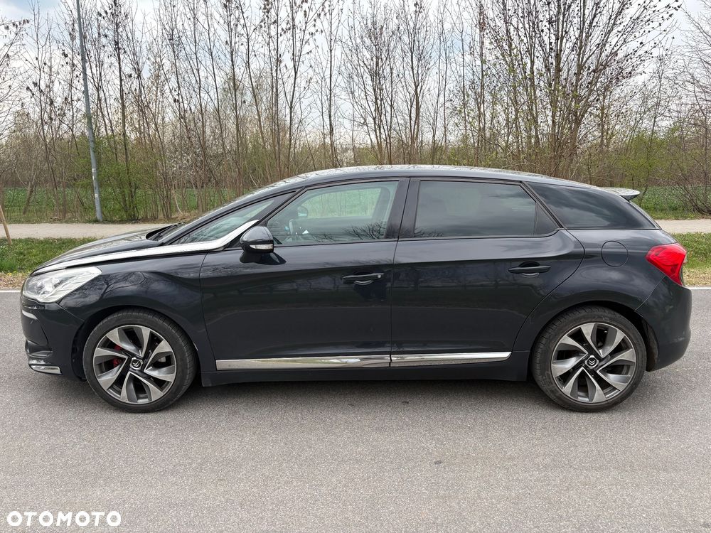 Citroën DS5 1.6 e-HDi Chic MCP - 2