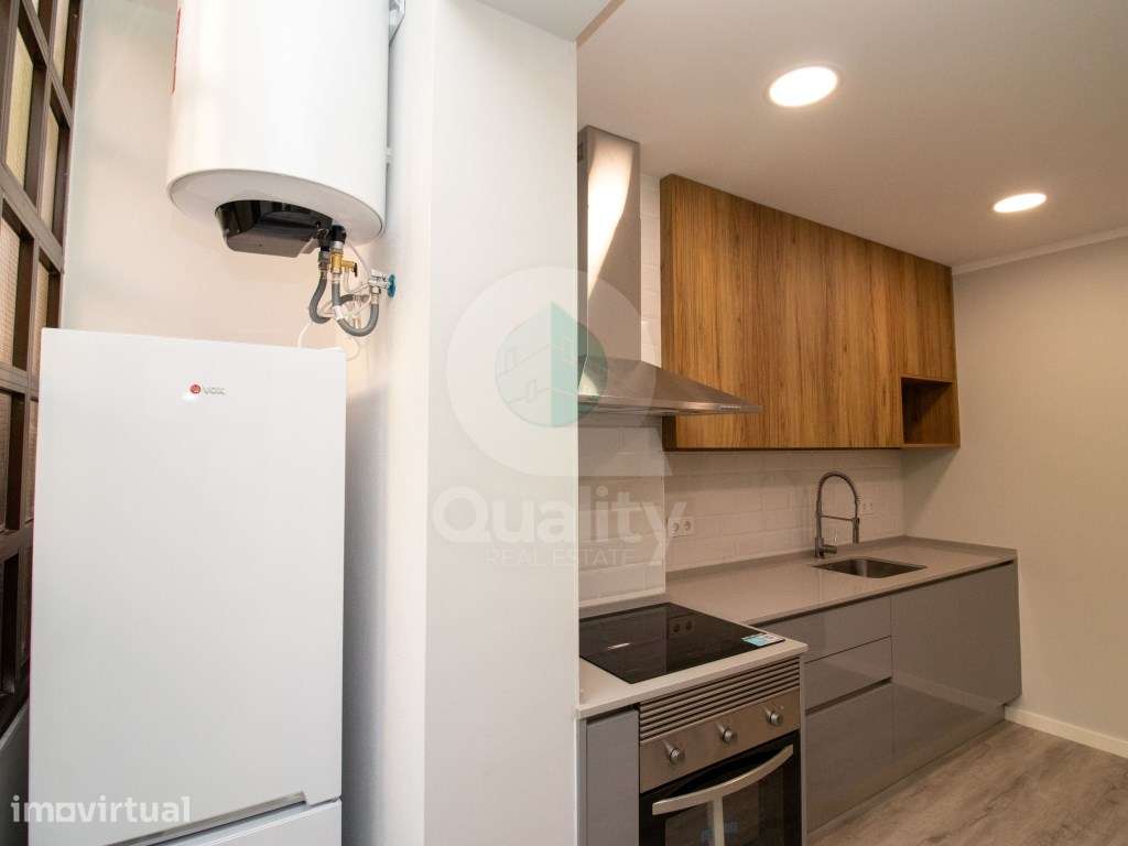 T1 Totalmente Remodelado - Próximo a Polis do Barreiro e do Termina... - Grande imagem: 3/29