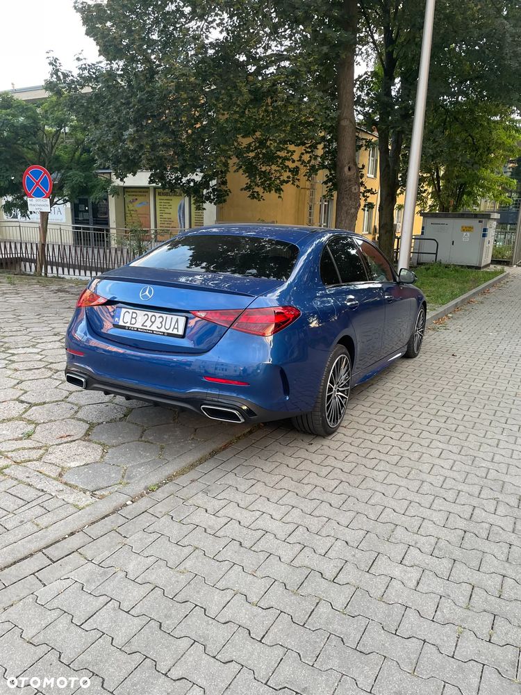 Mercedes-Benz Klasa C 300 d mHEV AMG - 3