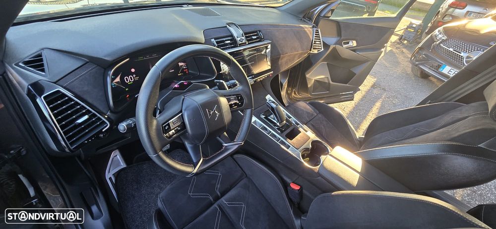 DS DS7 Crossback E-Tense Performance Line+ EAT8 - 10