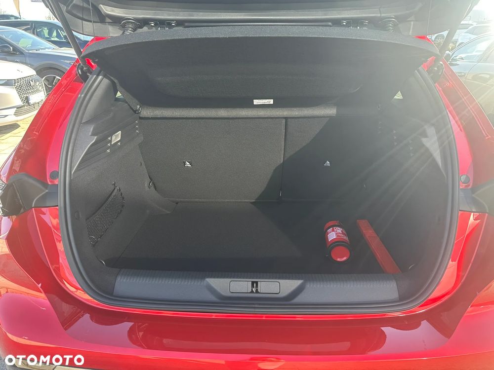 Peugeot 308 1.2 mHEV Allure S&S e-DCS6 - 8