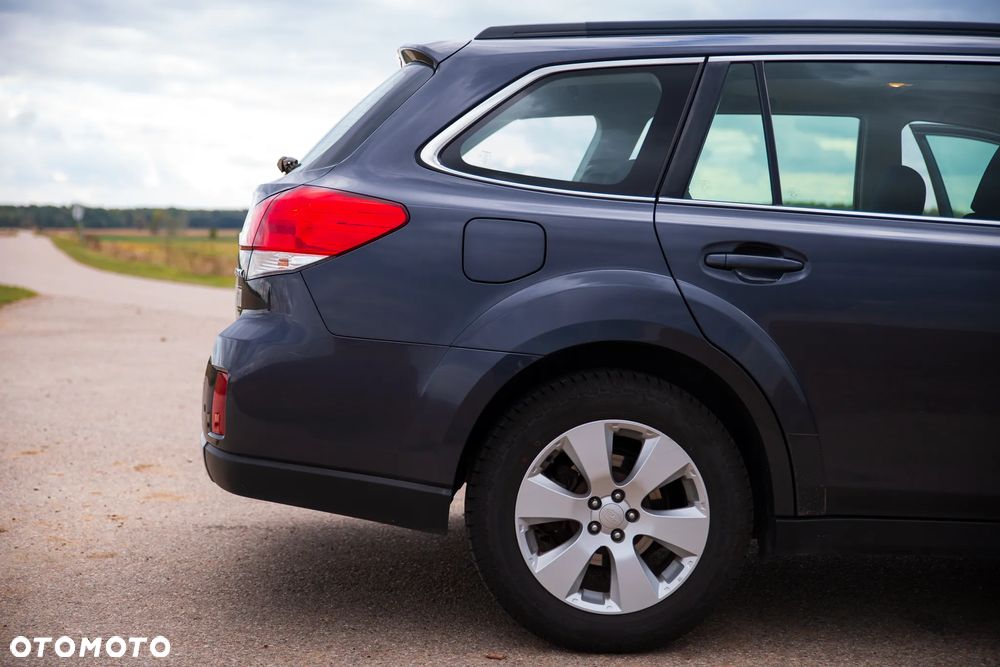 Subaru Outback - 24
