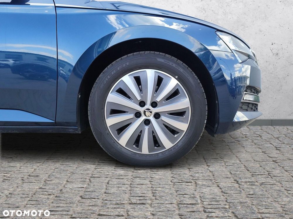 Skoda Superb 2.0 TDI SCR Style DSG - 39