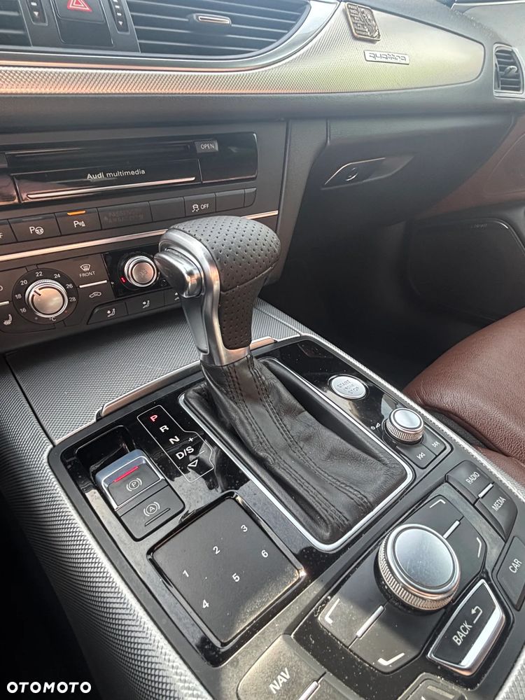 Audi A6 Avant 3.0 TDI DPF quattro S tronic - 12