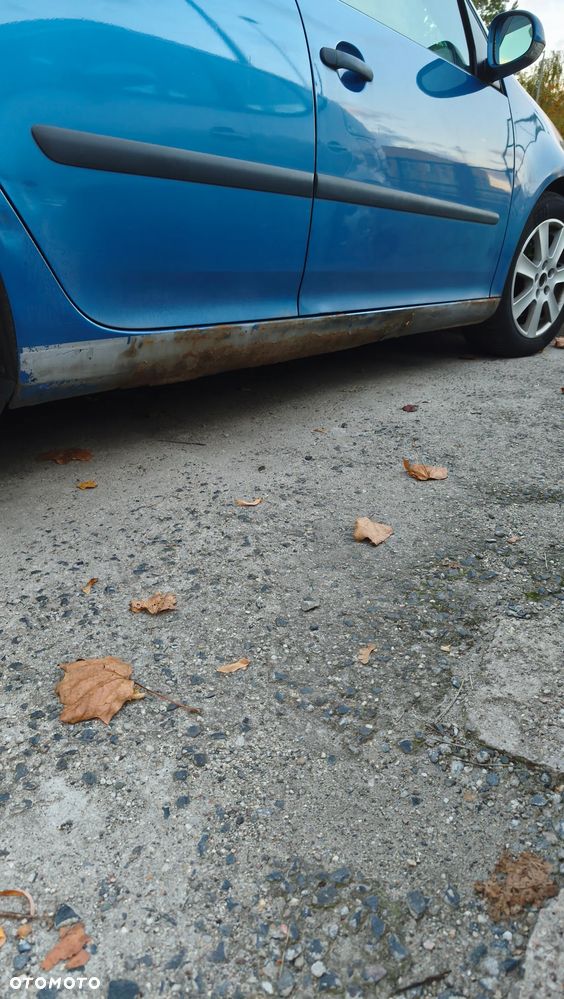 Volkswagen Golf - 5