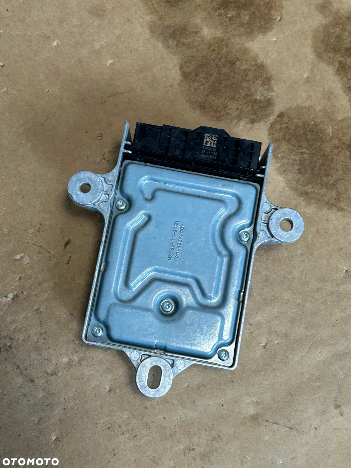 BMW G30 540i MODUŁ PODUSZEK SENSOR 6841348 - 2
