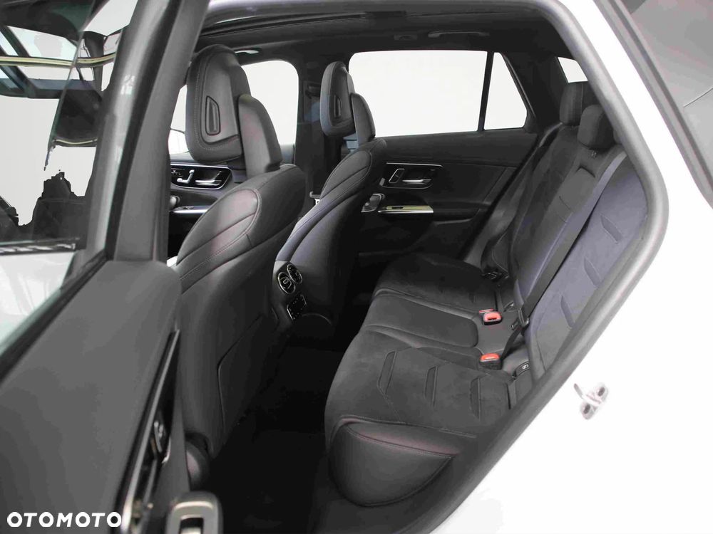 Mercedes-Benz GLC AMG 63 S E Performance 4-Matic PHEV - 12