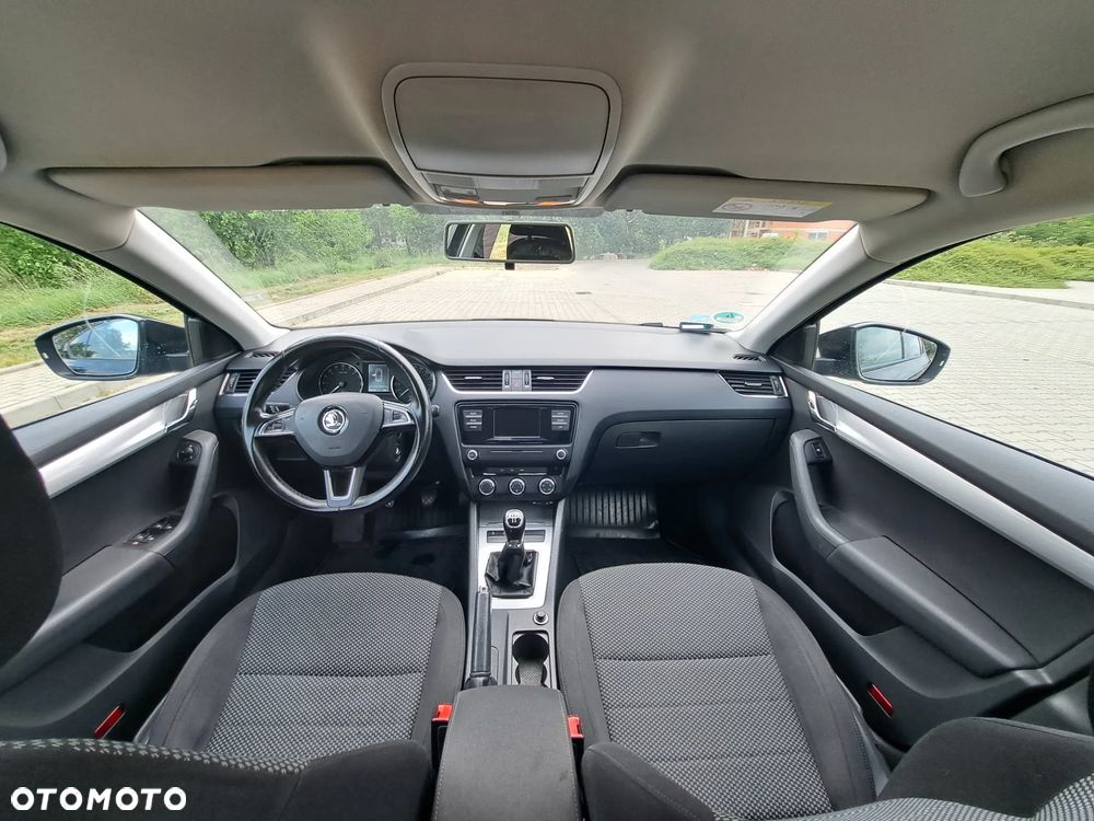 Skoda Octavia 1.6 TDI Ambition - 8