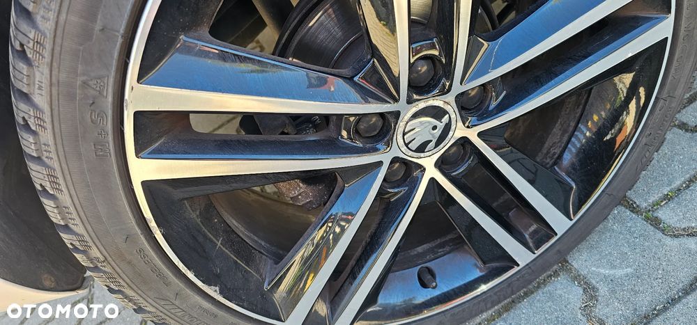 Skoda RAPID 1.2 TSI Edition - 19