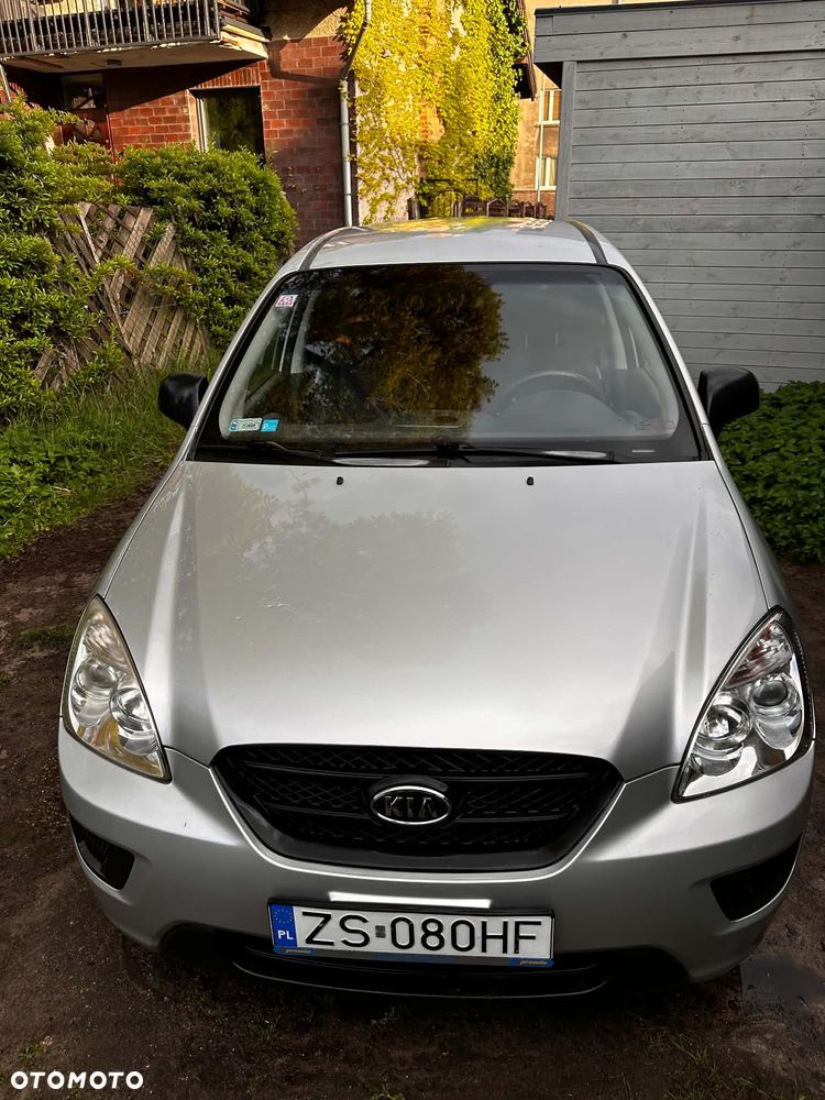 Kia Carens 2.0 EX - 1
