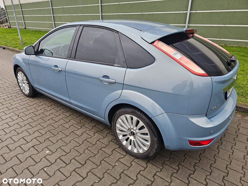 Ford Focus 1.6 16V Titanium - 6