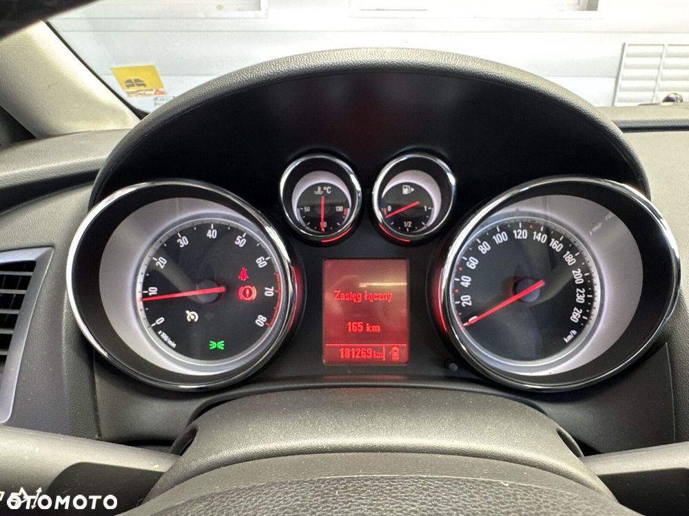Opel Astra - 20