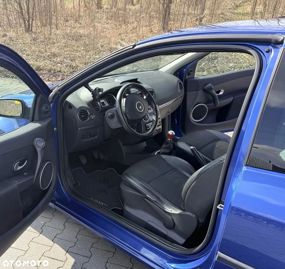 Renault Clio - 6
