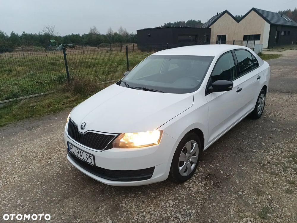 Skoda RAPID 1.0 TSI Active - 33