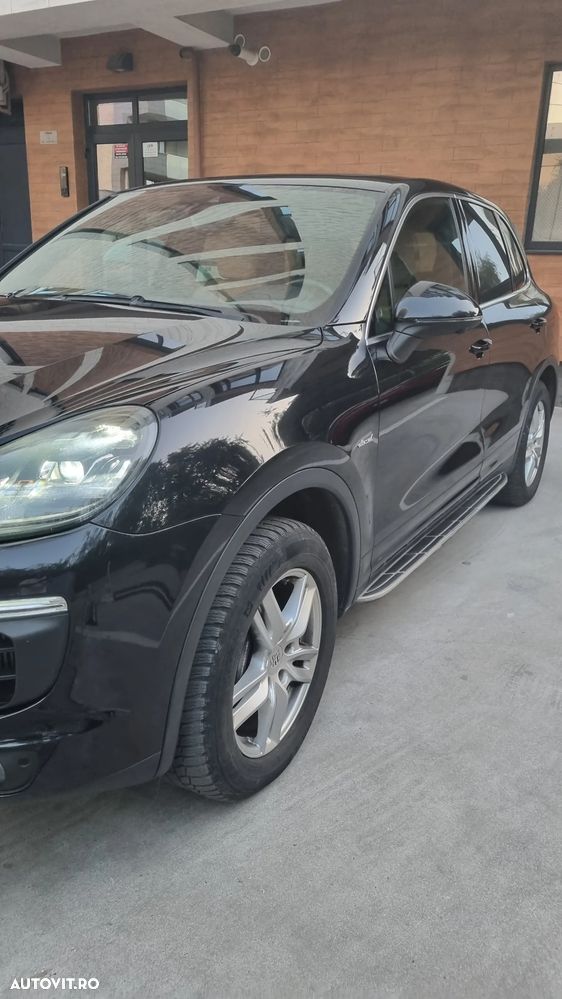 Porsche Cayenne 3.0 L - 9