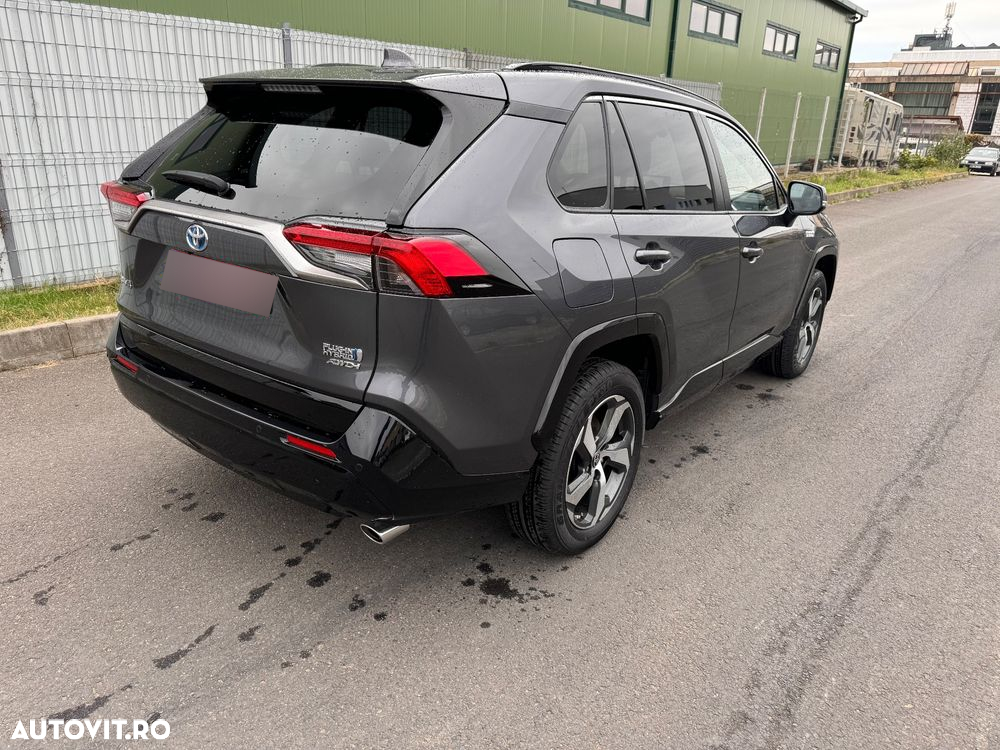 Toyota RAV4 Plug-in-Hybrid Style - 6