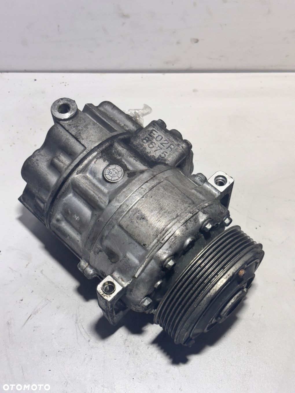 SPRĘŻARKA KOMPRESOR KLIMATYZACJI VW CADDY III PASSAT B6 1K0820803G 1.9 TDI - 4