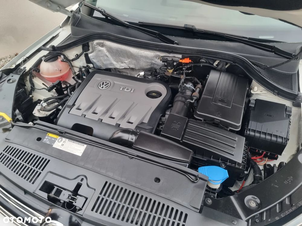 Volkswagen Tiguan - 12