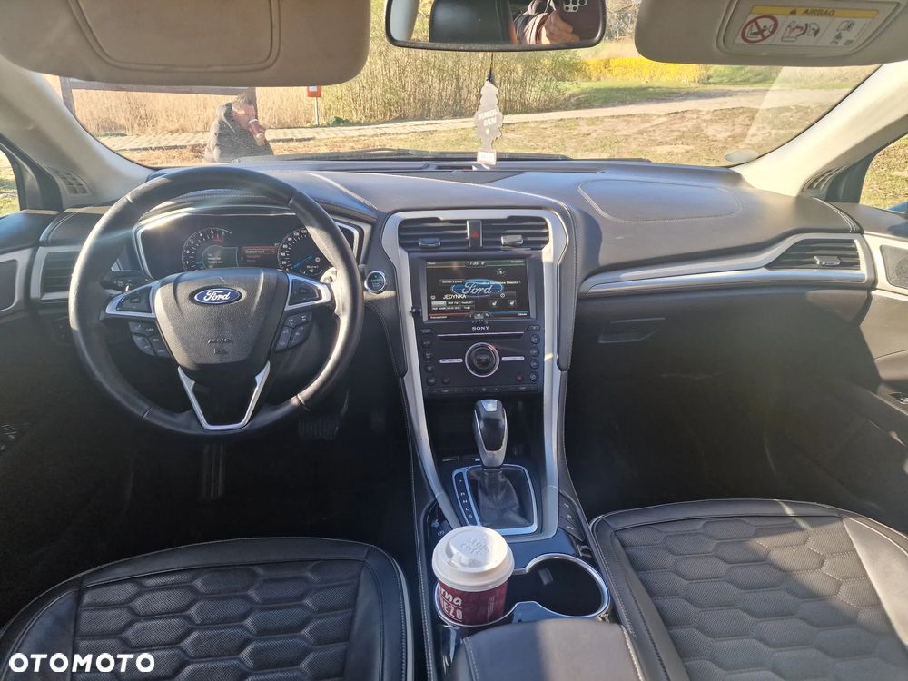 Ford Mondeo 2.0 TDCi STart-Stopp Titanium - 31