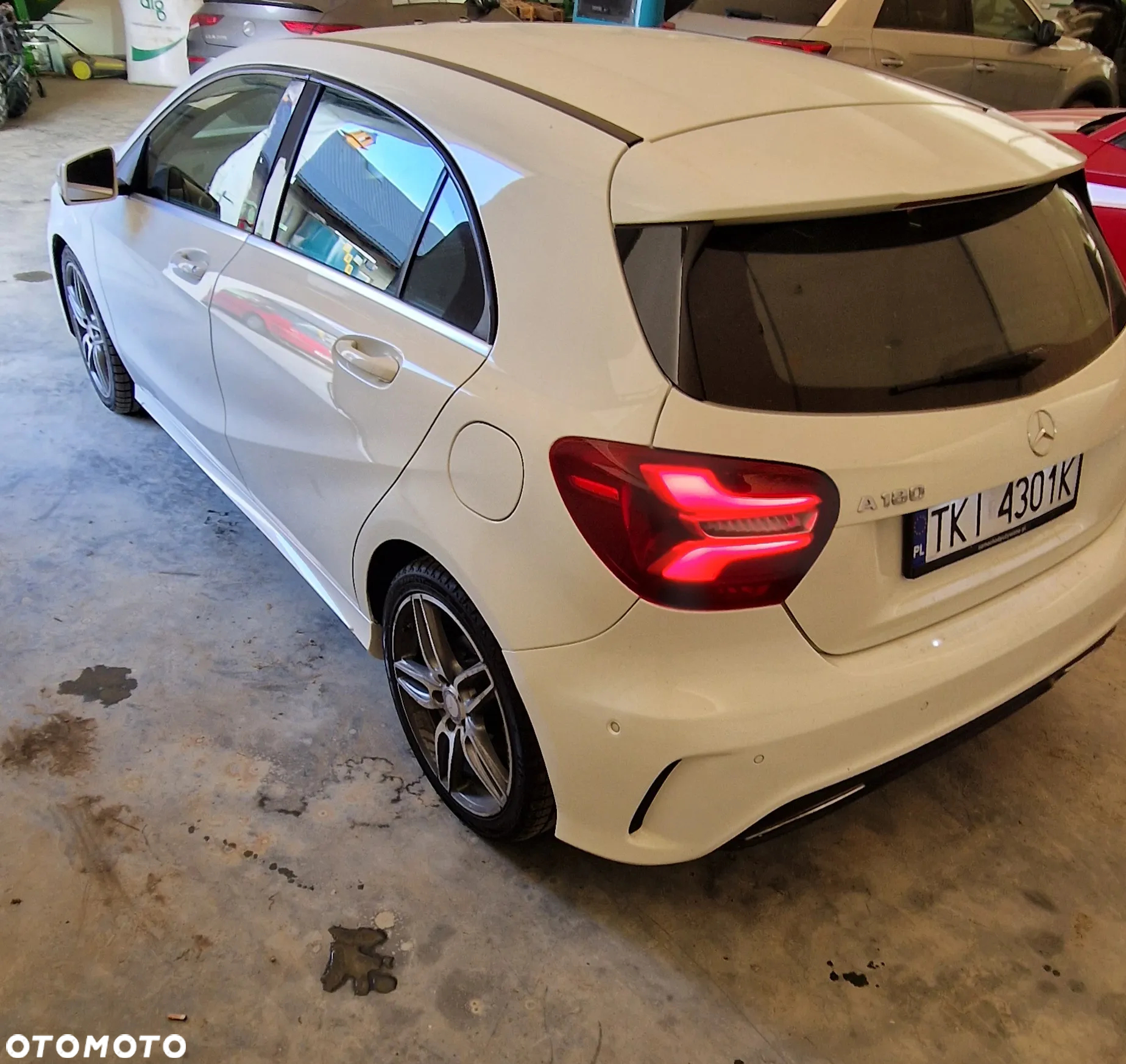 Mercedes-Benz Klasa A 180 7G-DCT AMG Line - 6