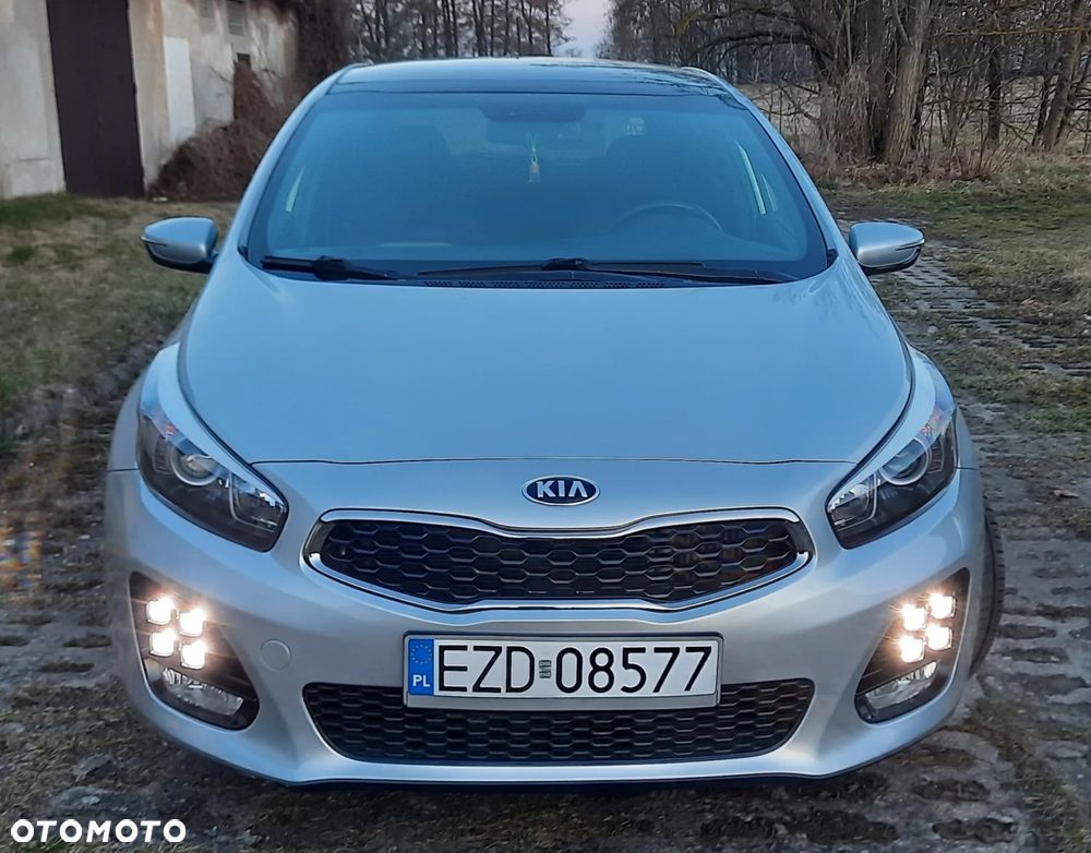 Kia Ceed 1.6 CRDi GT Line DCT - 1