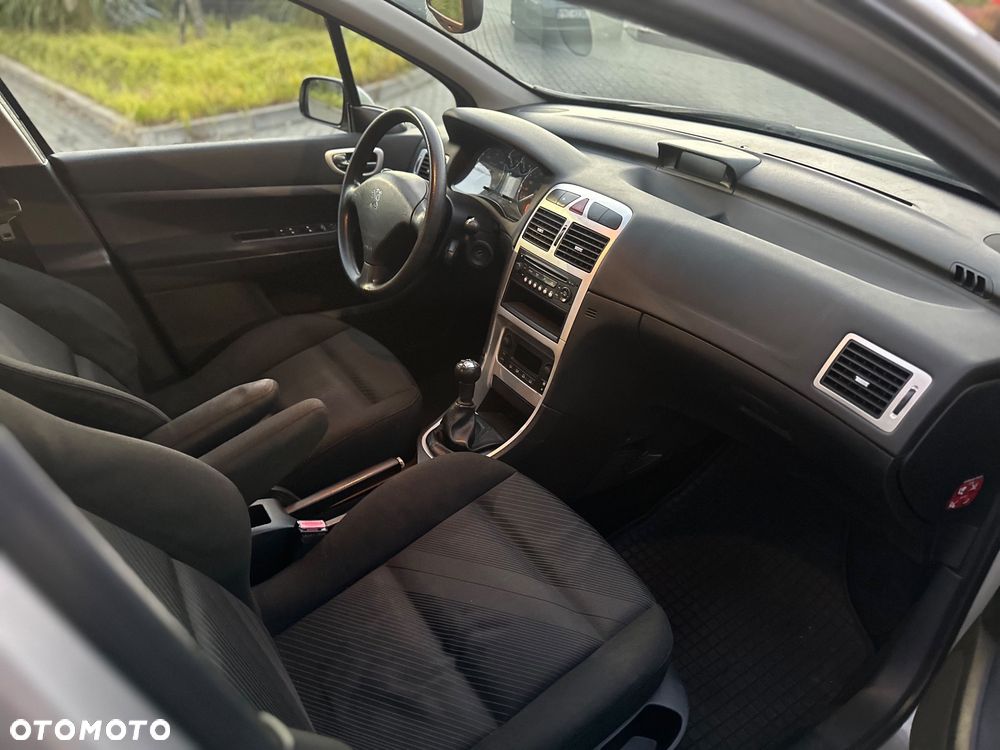 Peugeot 307 - 11