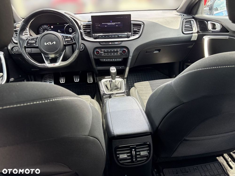 Kia ProCeed - 19