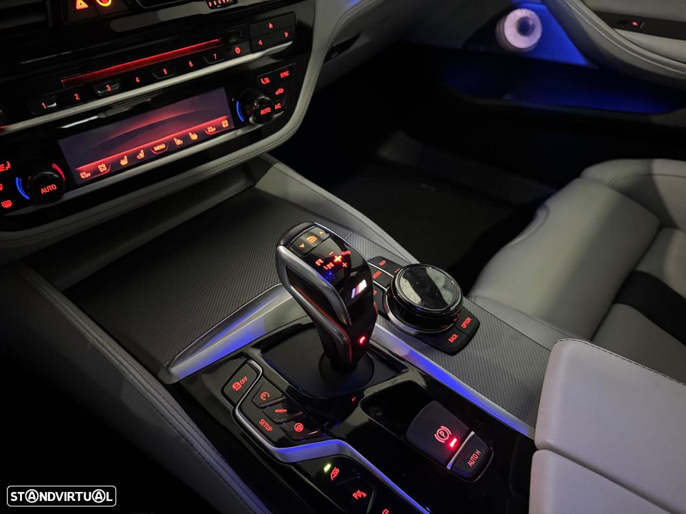 BMW M5 Standard - 17