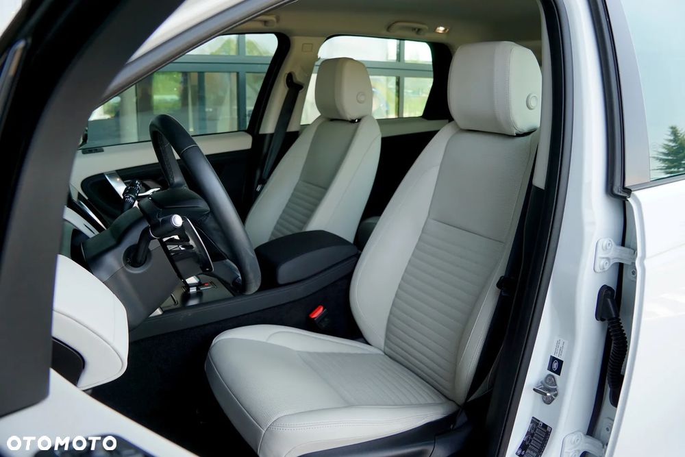 Land Rover Discovery Sport 2.0 D200 mHEV S - 20