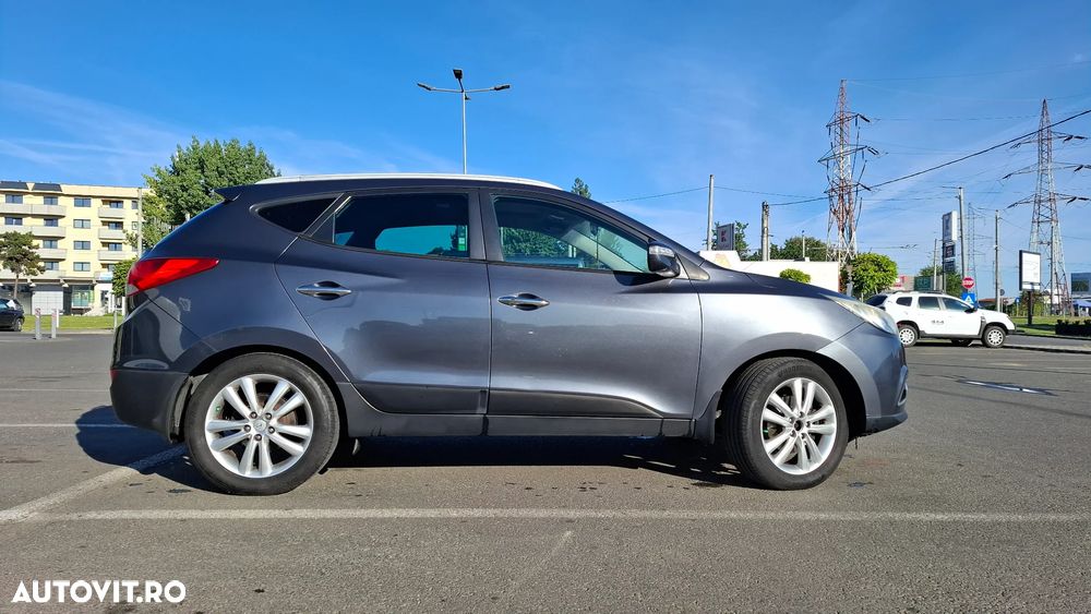 Hyundai ix35 2.0 CRDI High 4WD GLS Aut. Premium - 3