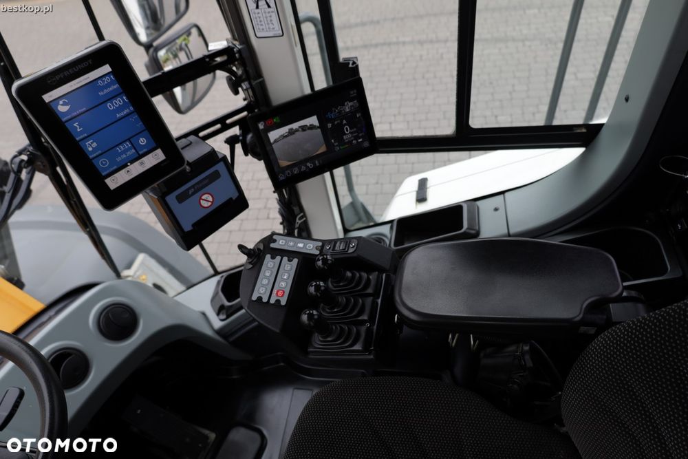 Liebherr 556 XPower - 29