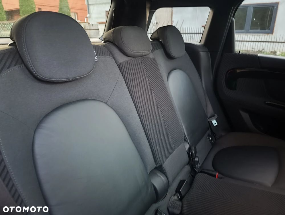 MINI Countryman Cooper SE ALL4 John Cooper Works Trim - 19