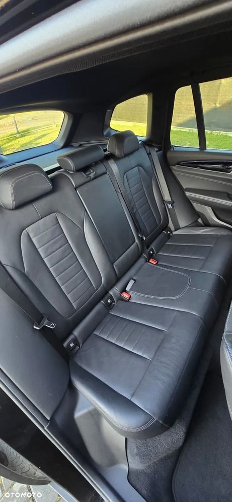 BMW X3 sDrive18d - 23