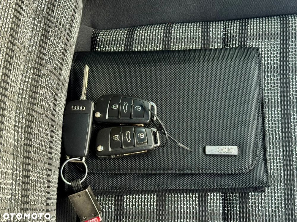 Audi Q3 2.0 TDI Quattro S tronic sport - 9