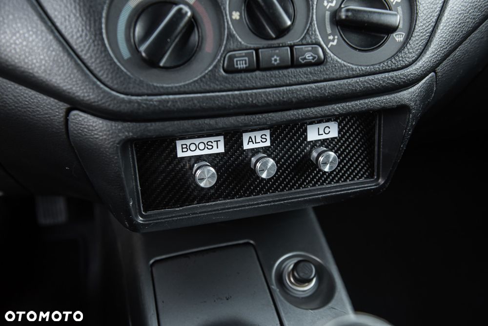 Mitsubishi Lancer Evo VII - 21