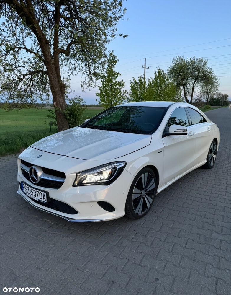 Mercedes-Benz CLA - 5