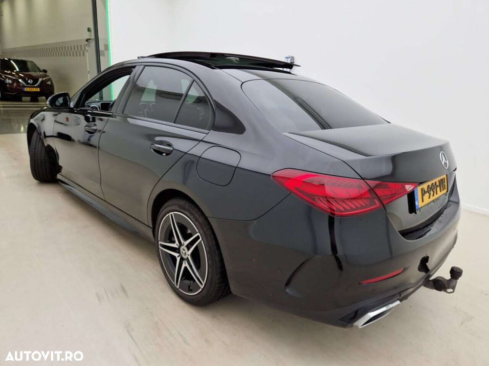 Mercedes-Benz C 300 e 9G-TRONIC AMG Line - 3